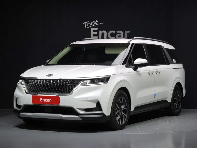 Kia Carnival 9-SEATER PRESTIGE