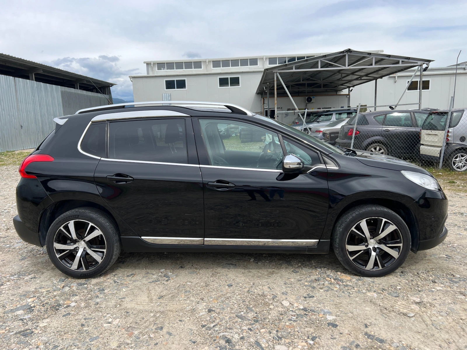 Peugeot 2008 1.6 e-HDi 92к.с. EURO5B Panorama - изображение 4