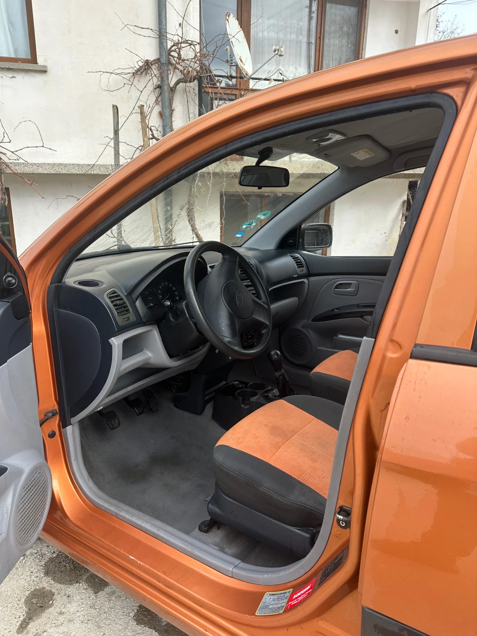 Kia Picanto 1.1 Клима  - изображение 5