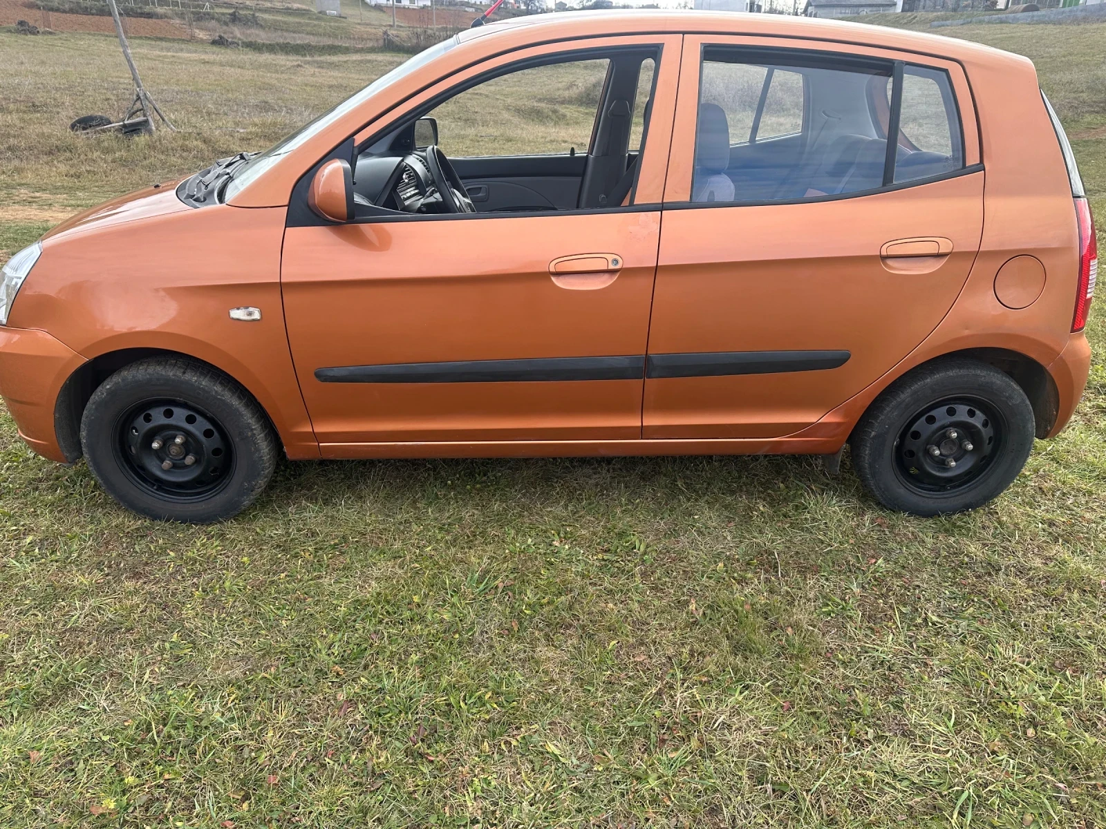 Kia Picanto 1.1 Клима  - изображение 4