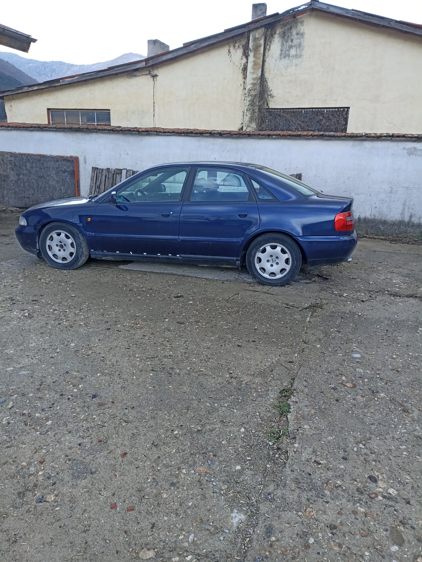 Audi A4 1.8 i, LPG - изображение 7