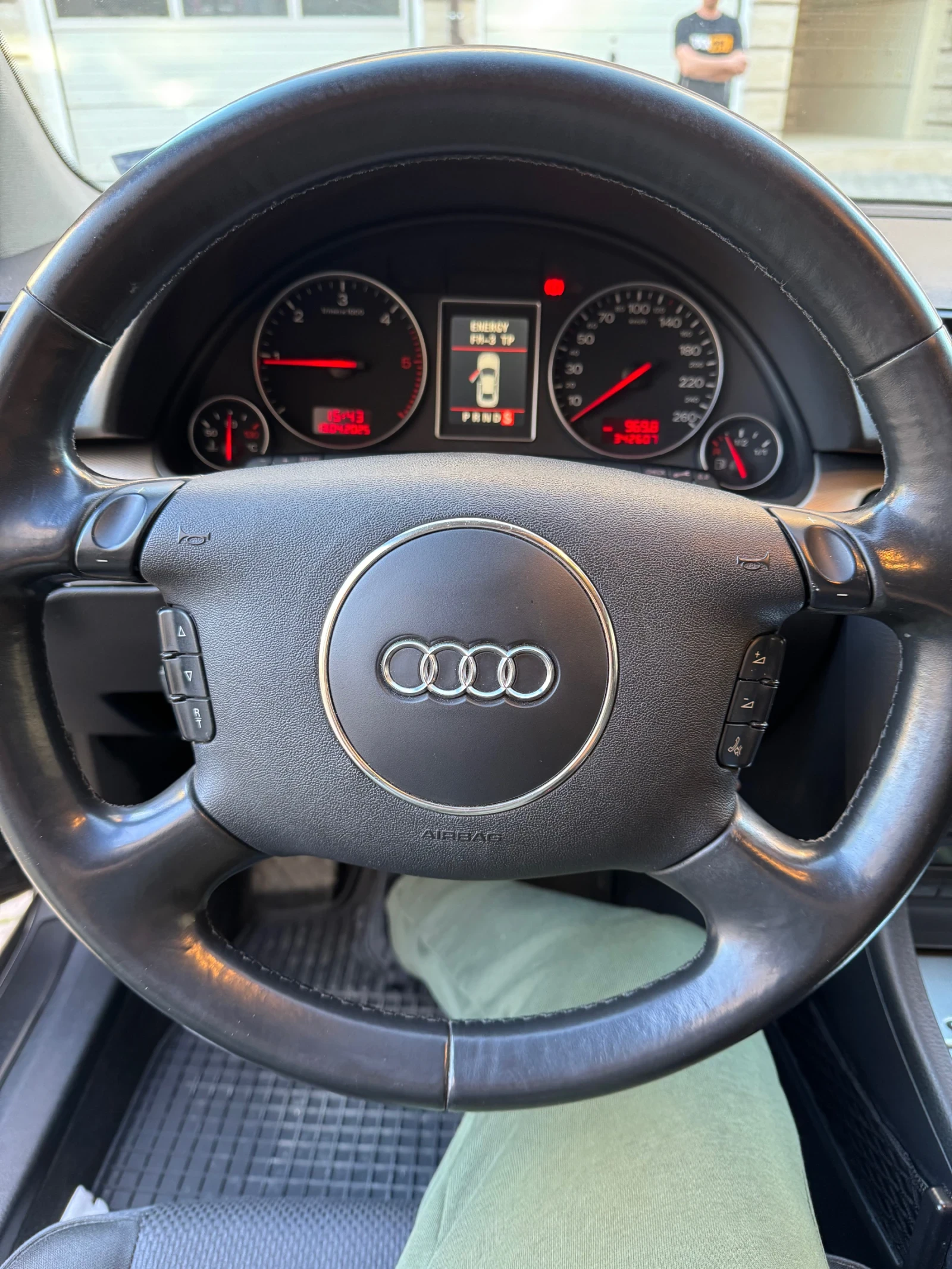 Audi A4 1.9TDI - изображение 9