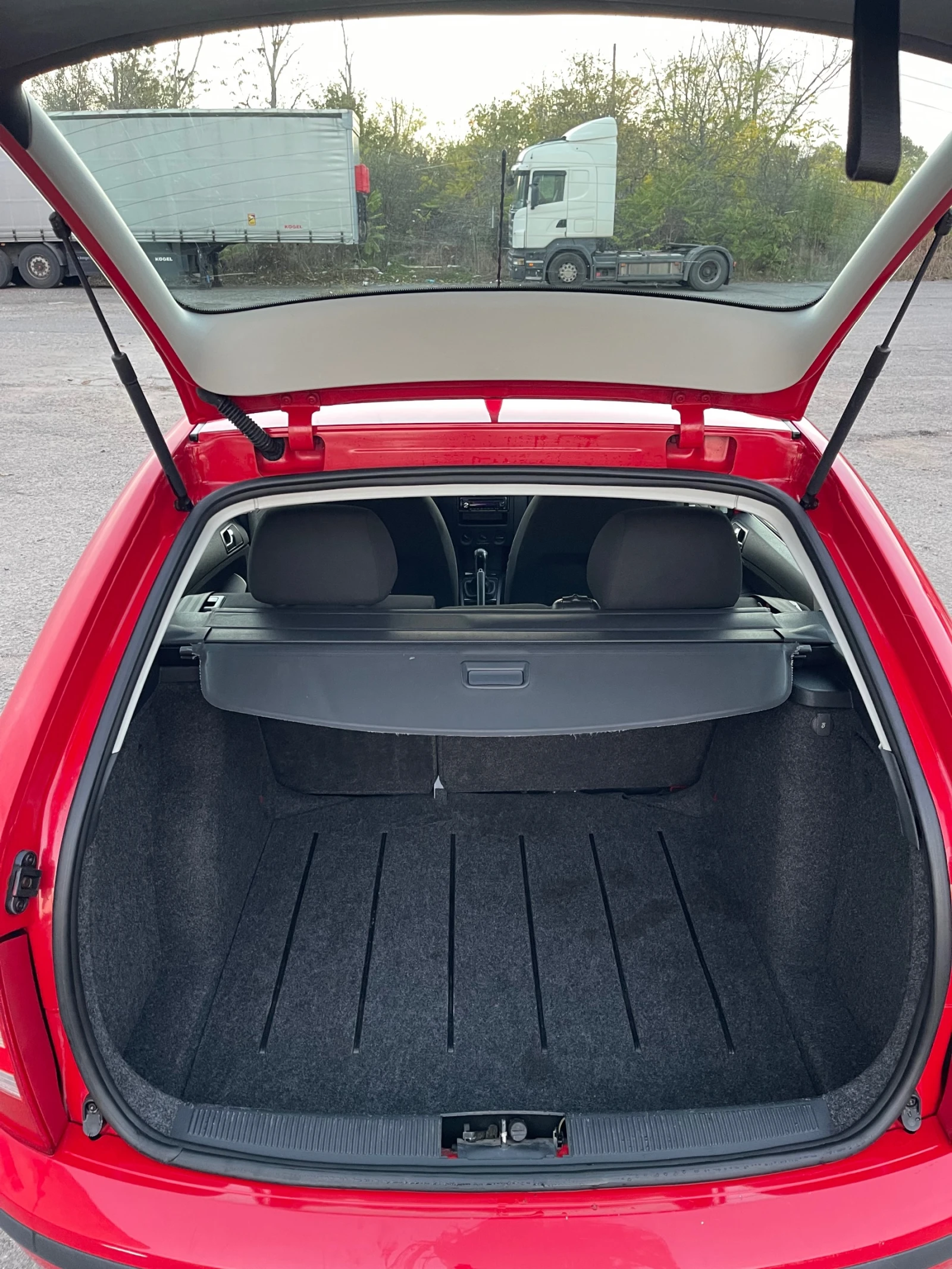 Skoda Fabia 1.2  64к.с - изображение 5