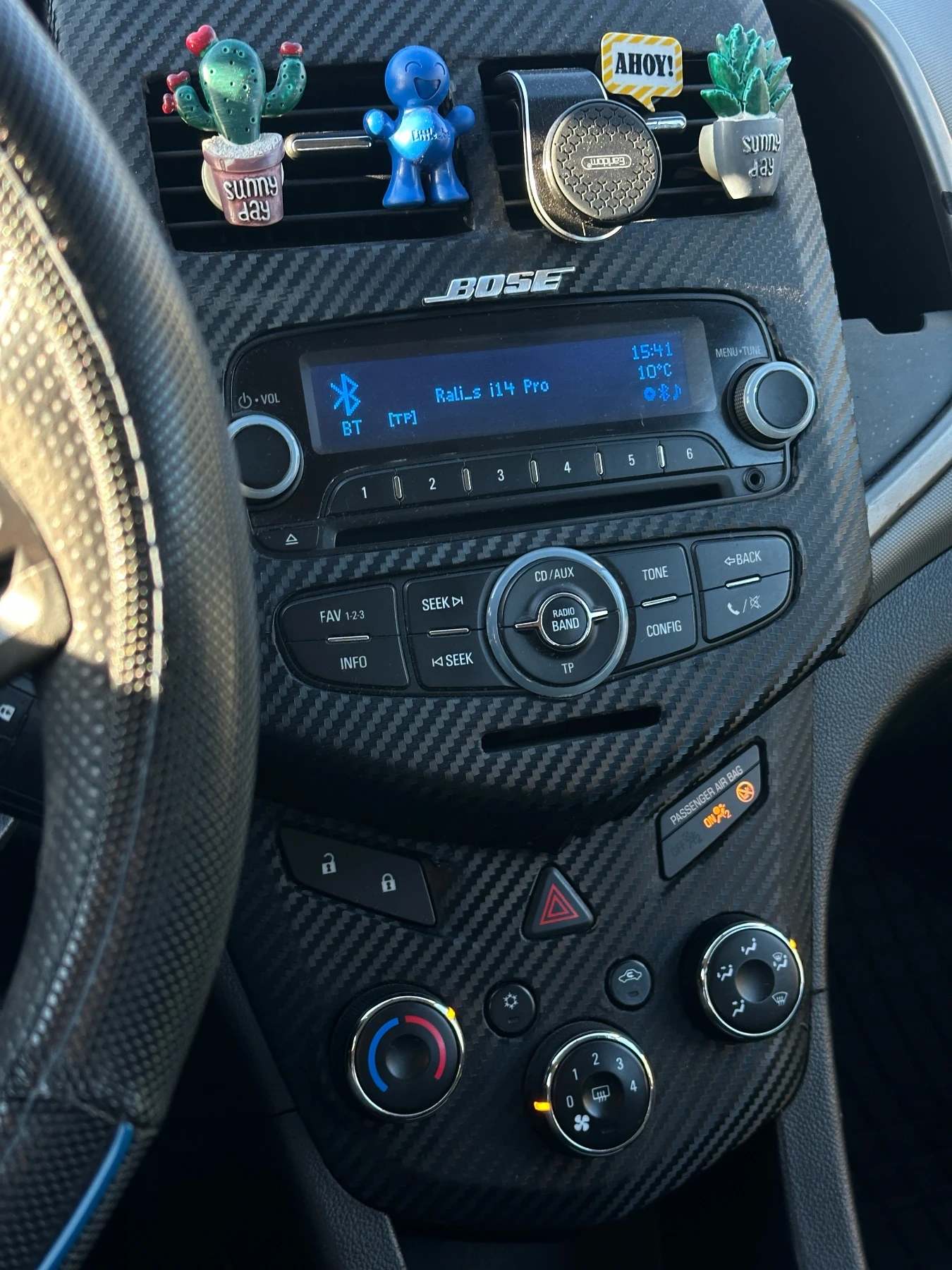 Chevrolet Aveo Хечбек - изображение 9