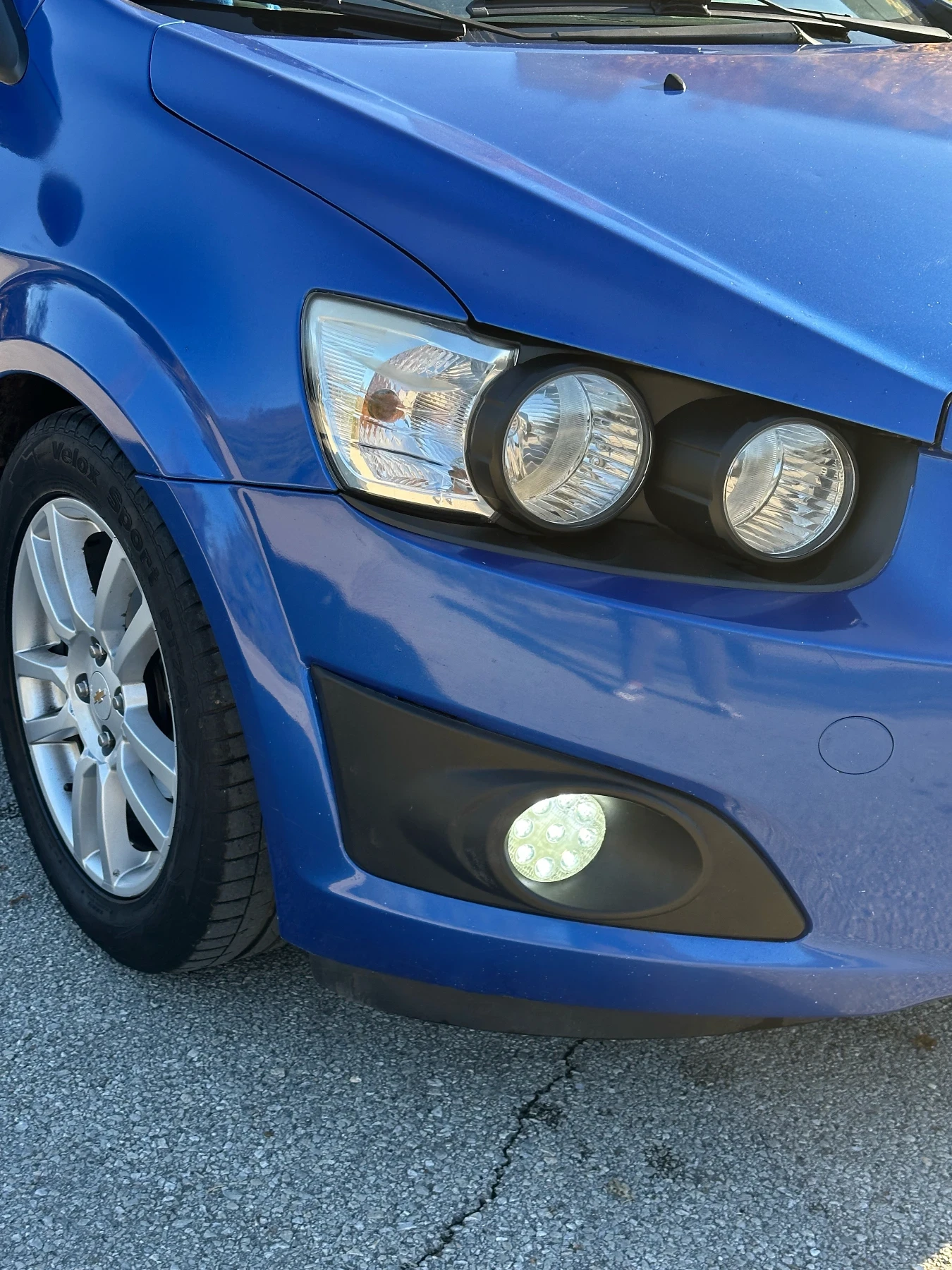 Chevrolet Aveo Хечбек - изображение 4