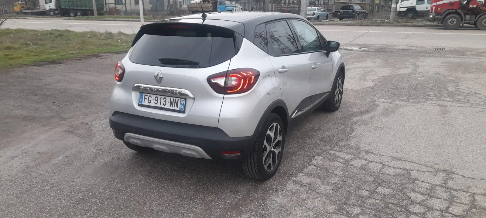 Renault Captur 0.9 tce - изображение 5