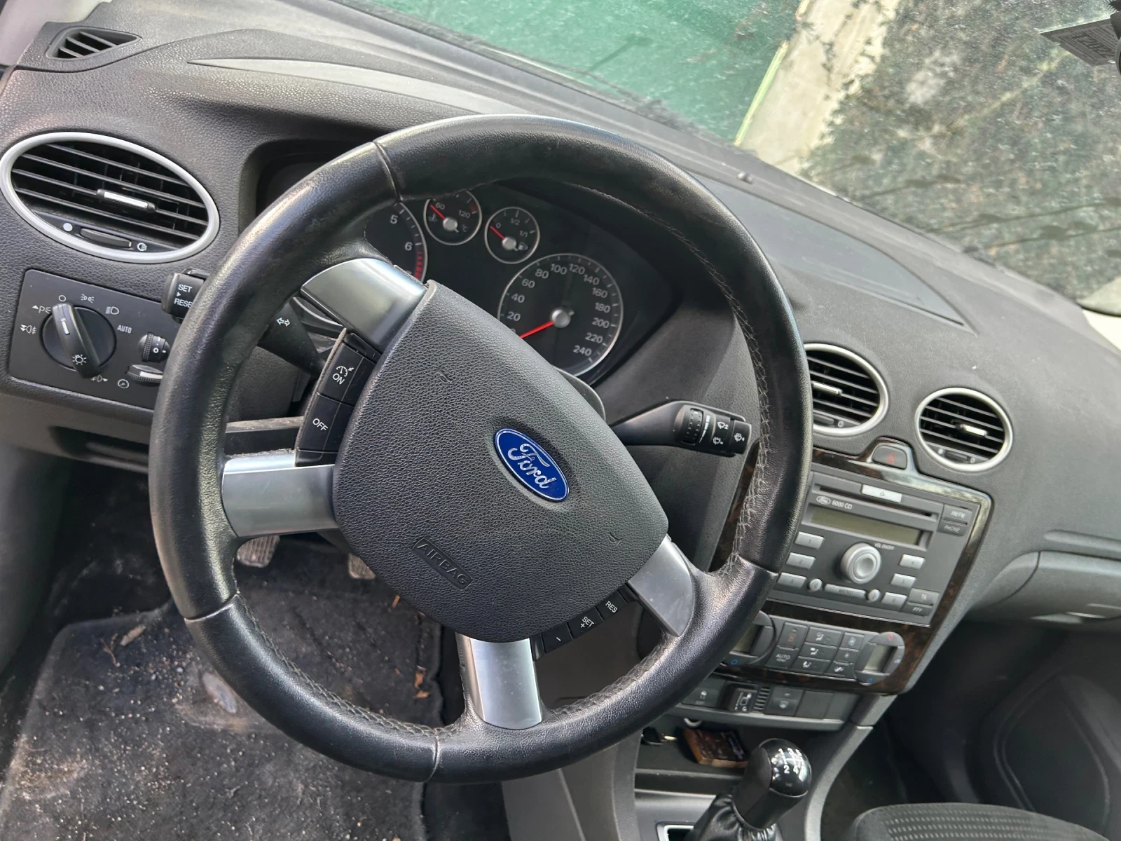 Ford Focus Ford focus 2.0 бензин/газ за части, снимка 11 - Автомобили и джипове - 53581502