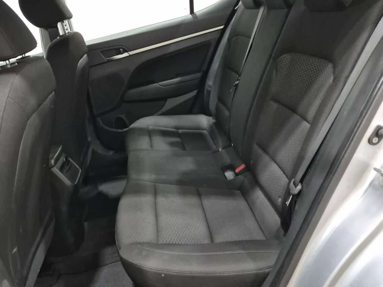 Hyundai Elantra * PREFERRED * CARFAX * ���� �� �� | Mobile.bg � ����������� 13