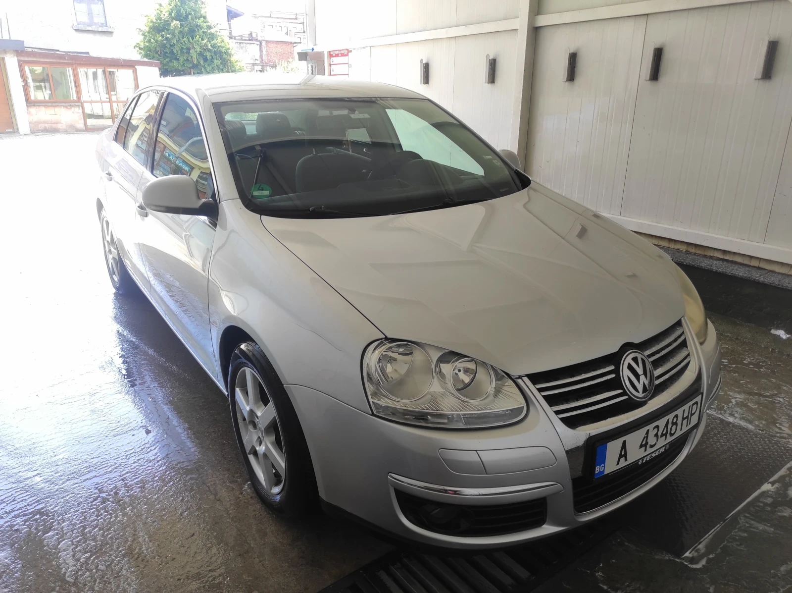 VW Jetta 2.0-TDI-140