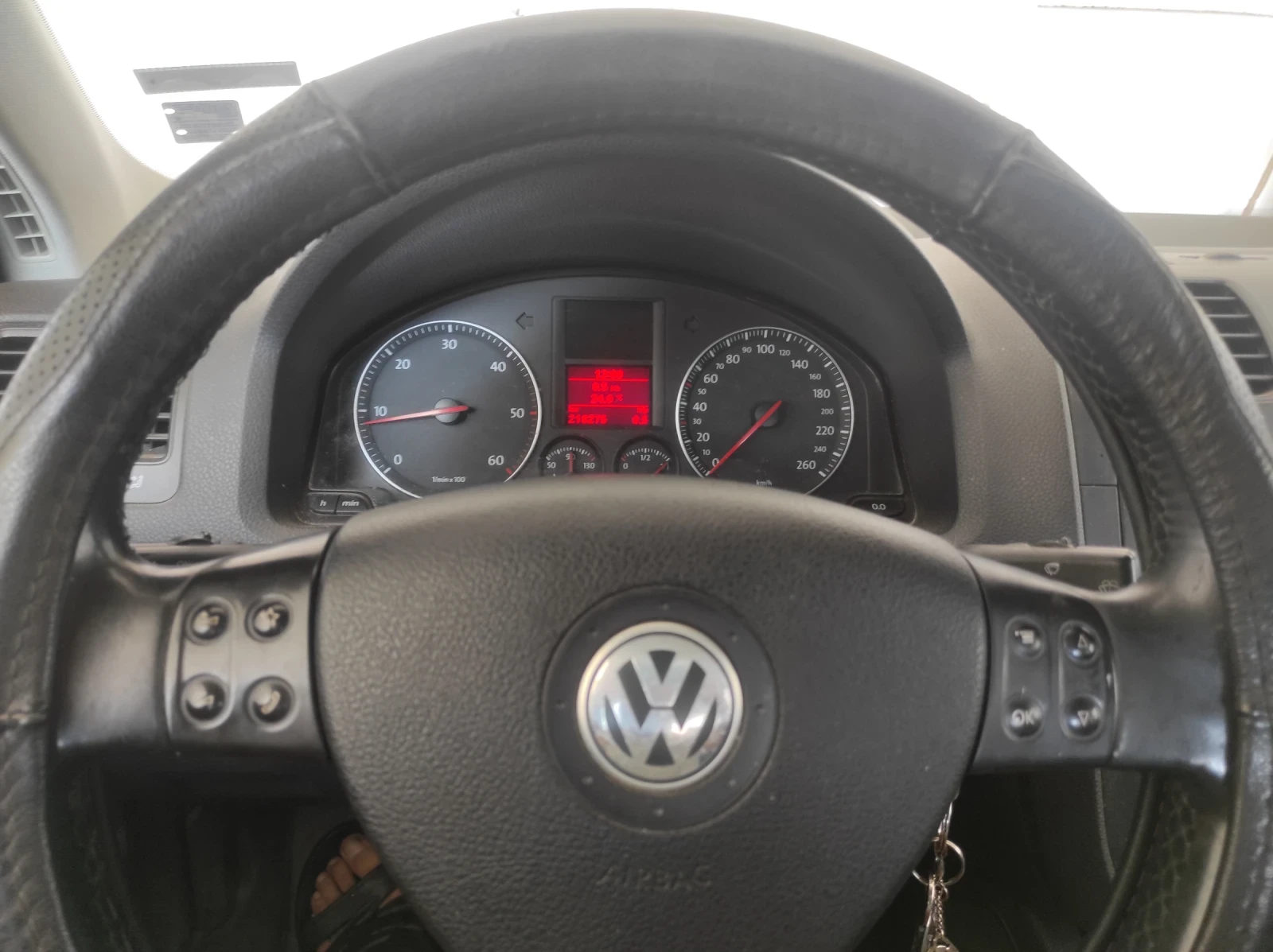VW Jetta 2.0-TDI-140, снимка 5 - Автомобили и джипове - 54684562