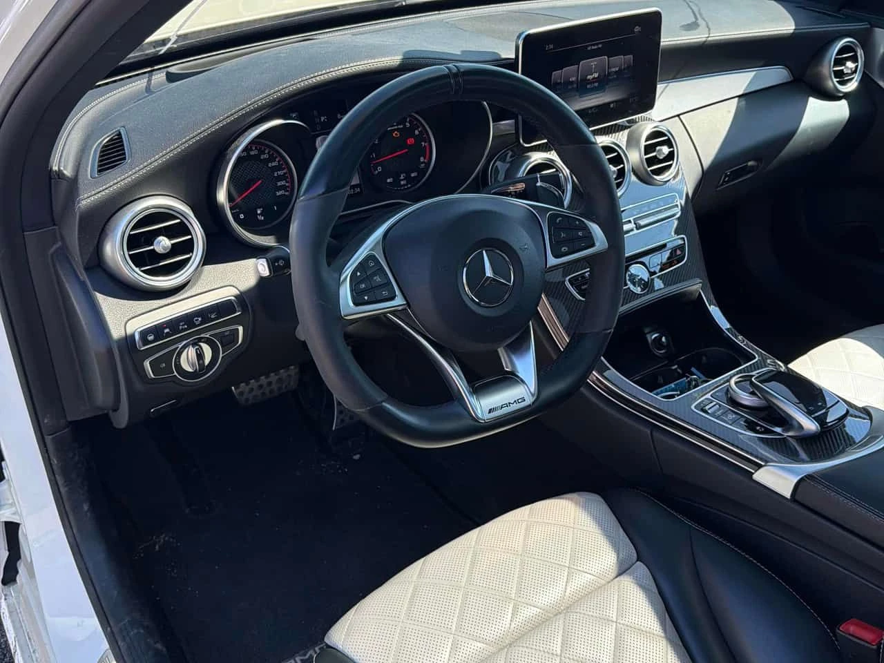 Mercedes-Benz C 63 AMG S/HEAD-UP/ПАНОРАМА/ДИСТРОНИК/360, снимка 7 - Автомобили и джипове - 54240883