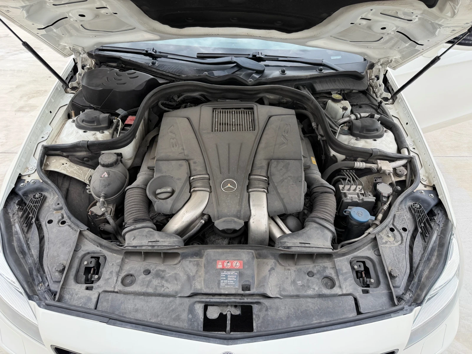 Mercedes-Benz CLS 550 4-Matic* AMG* , снимка 16 - Автомобили и джипове - 54968344