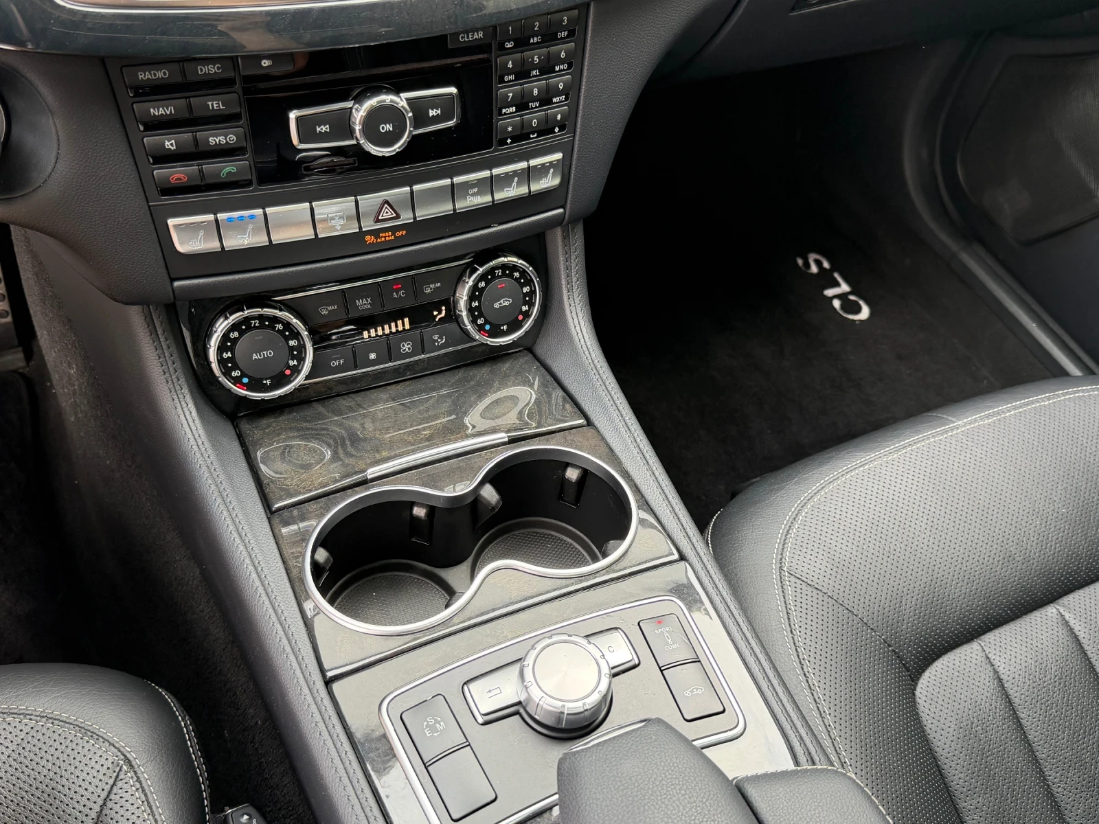 Mercedes-Benz CLS 550 4-Matic* AMG* , снимка 14 - Автомобили и джипове - 54968344