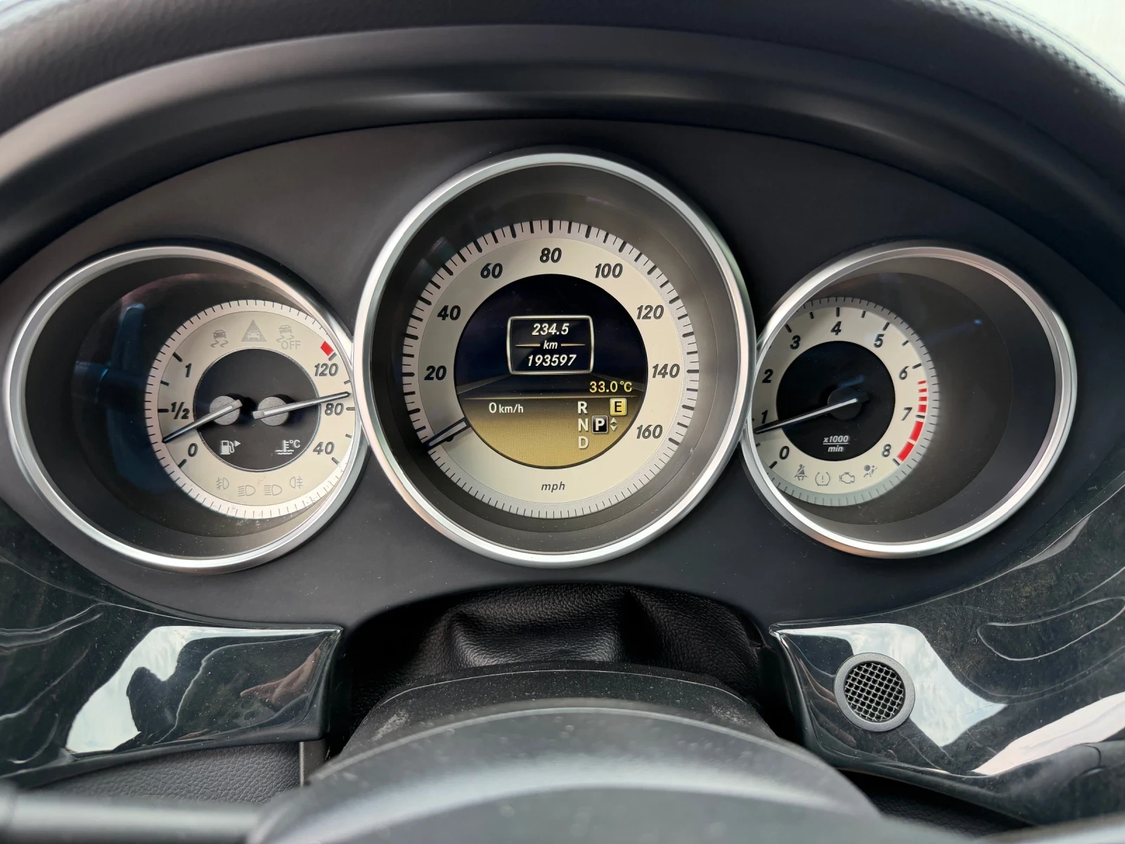 Mercedes-Benz CLS 550 4-Matic* AMG* , снимка 13 - Автомобили и джипове - 54968344