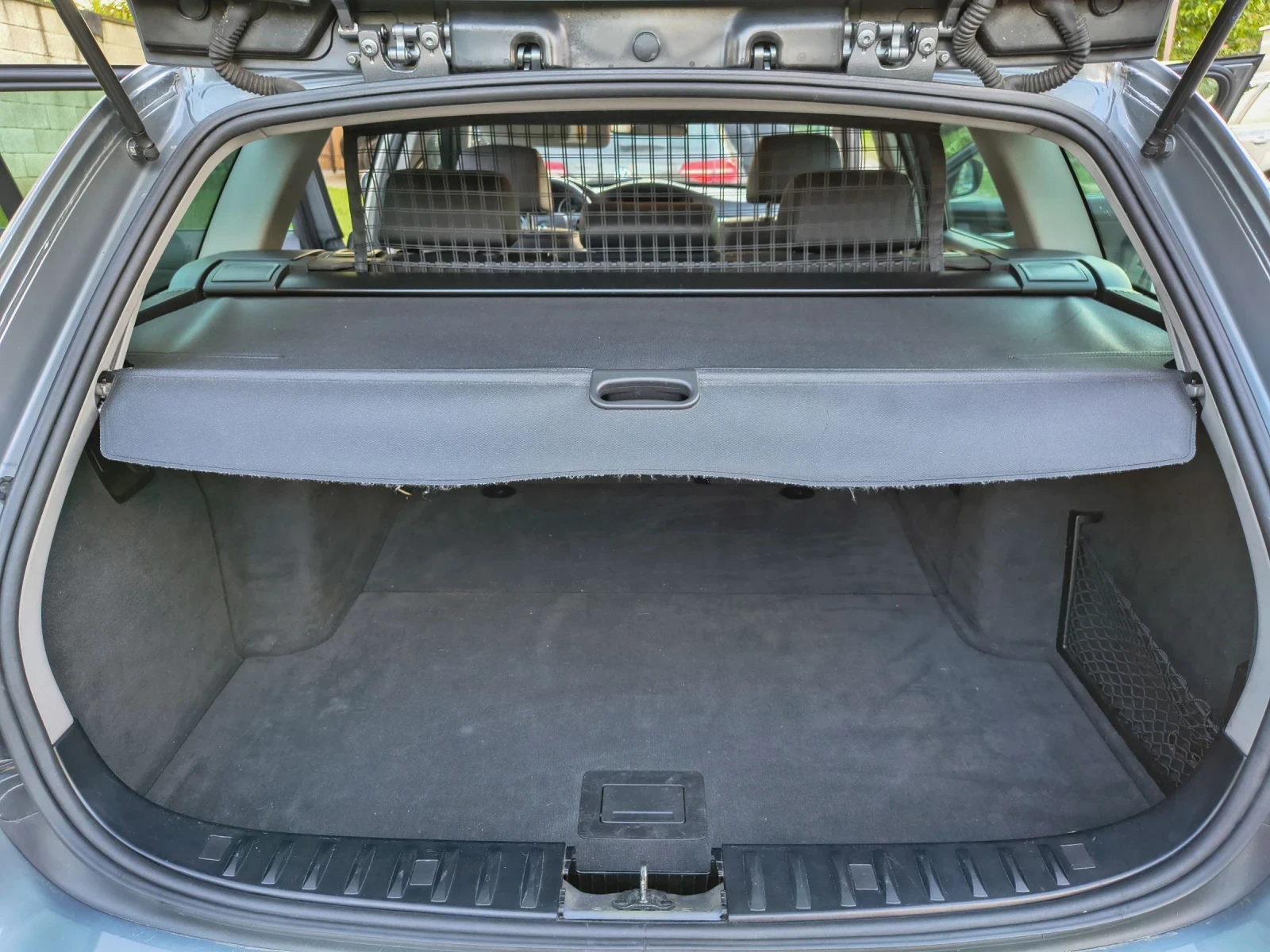 BMW 325 3.0 LCI M57 197к.с., снимка 11 - Автомобили и джипове - 55078192