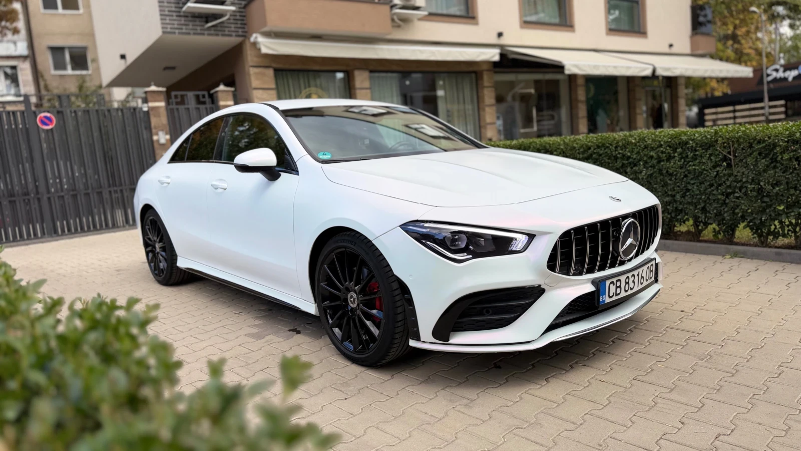 Mercedes-Benz CLA 180 AMG , снимка 5 - Автомобили и джипове - 56630517