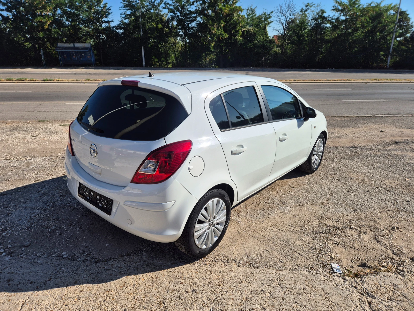 Opel Corsa 1.2i* ГАЗ, снимка 5 - Автомобили и джипове - 55767911