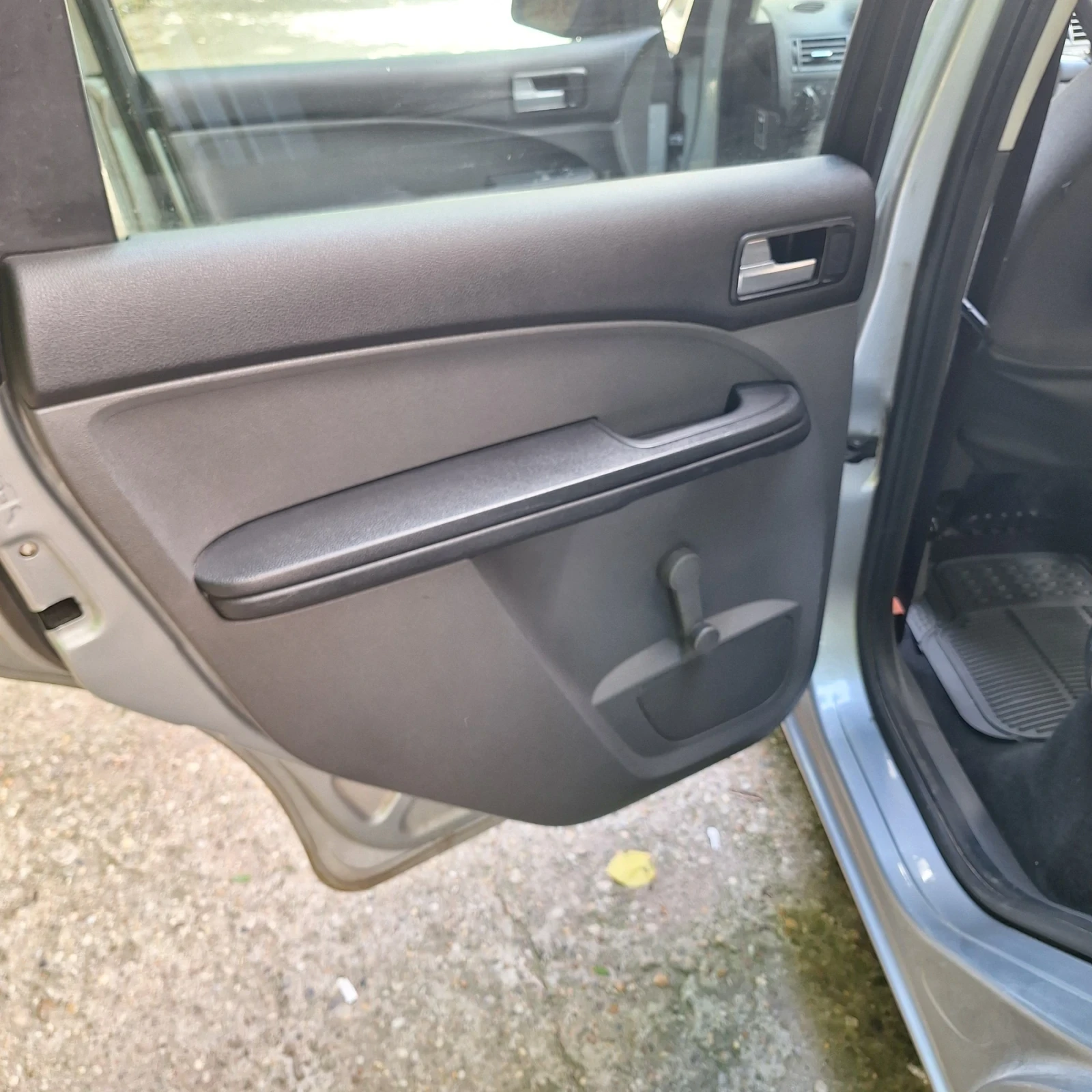 Ford C-max 1.6 TDCI, снимка 12 - Автомобили и джипове - 55775002
