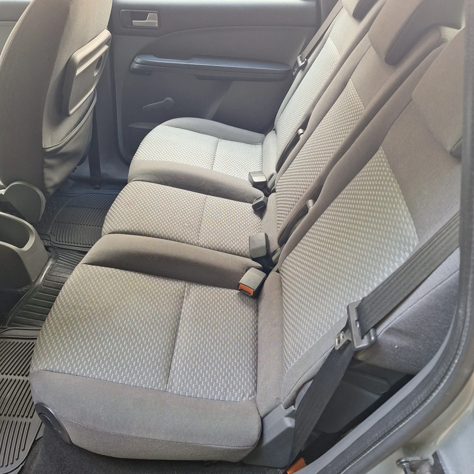 Ford C-max 1.6 TDCI, снимка 11 - Автомобили и джипове - 55775002