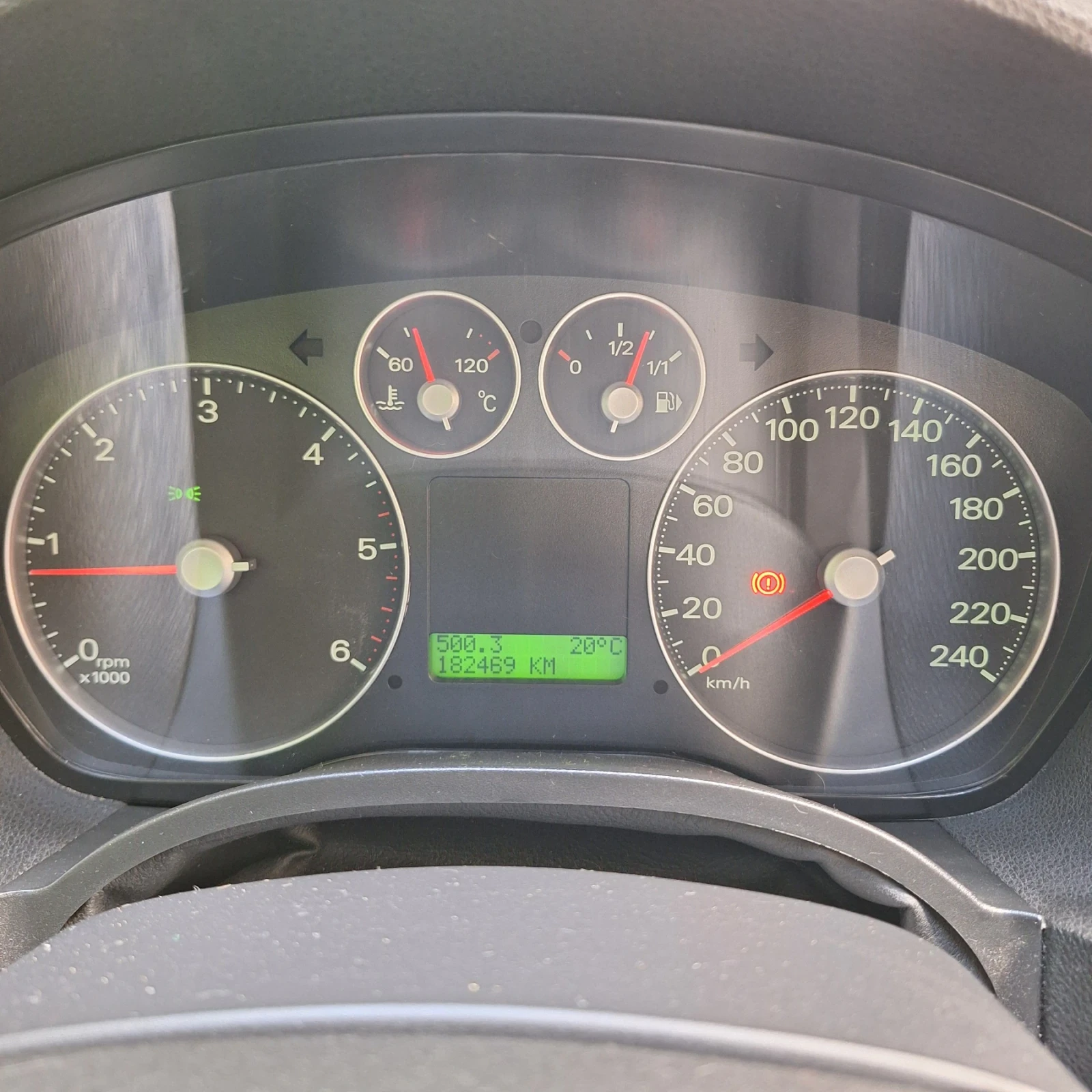 Ford C-max 1.6 TDCI, снимка 7 - Автомобили и джипове - 55775002