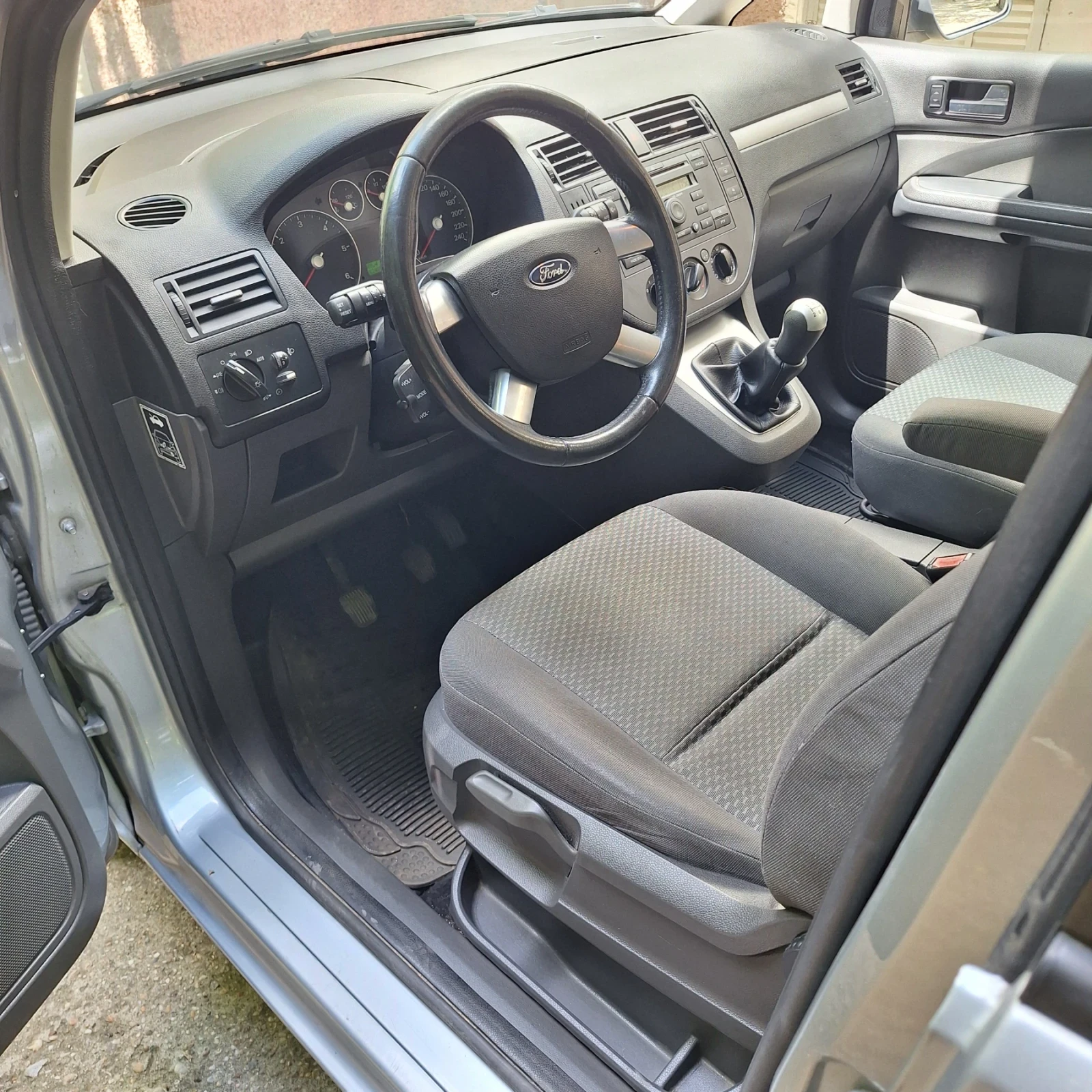 Ford C-max 1.6 TDCI, снимка 6 - Автомобили и джипове - 55775002