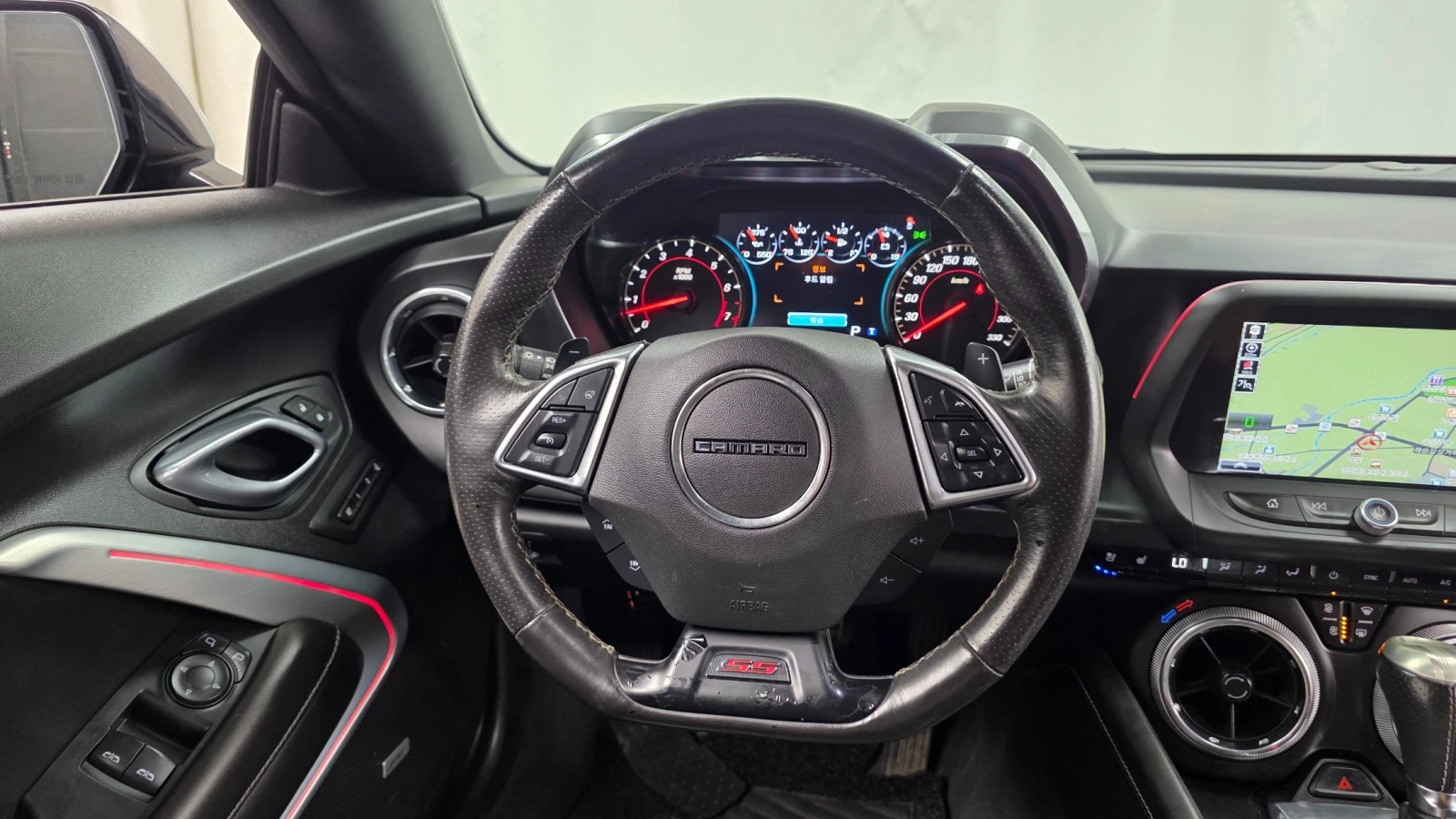 Chevrolet Camaro SS 6.2 V8 * ОБДУХ * КАМЕРА, снимка 12 - Автомобили и джипове - 56117297