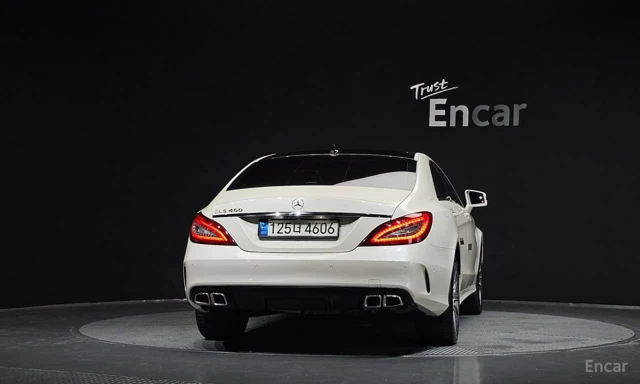Mercedes-Benz CLS | АВТОФИНАНСИРАНЕ | ЦЕНА ДО БЪЛГАРИЯ, снимка 4 - Автомобили и джипове - 56185037