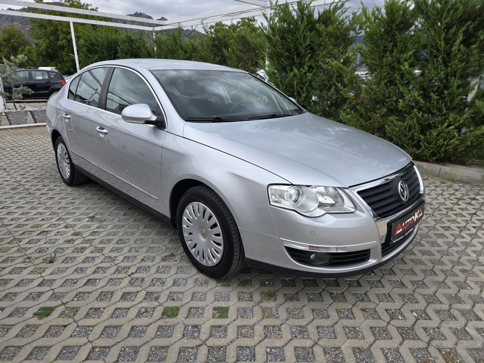 VW Passat 2.0i-150кс= 6СК= АВТОПИЛОТ= КЛИМАТРОНИК, снимка 2 - Автомобили и джипове - 56247493