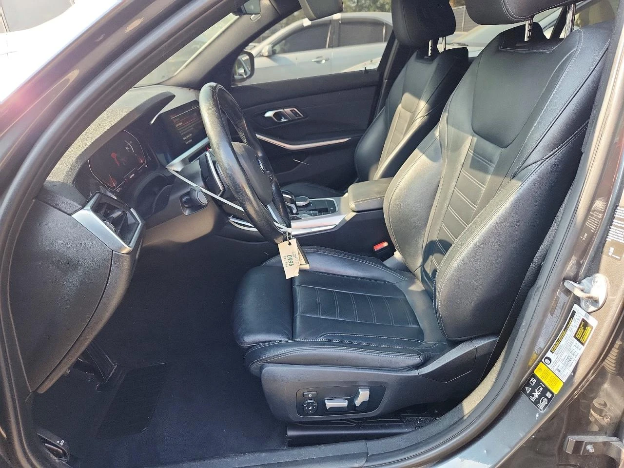 BMW 330 2.0l Xi, снимка 7 - Автомобили и джипове - 56341179