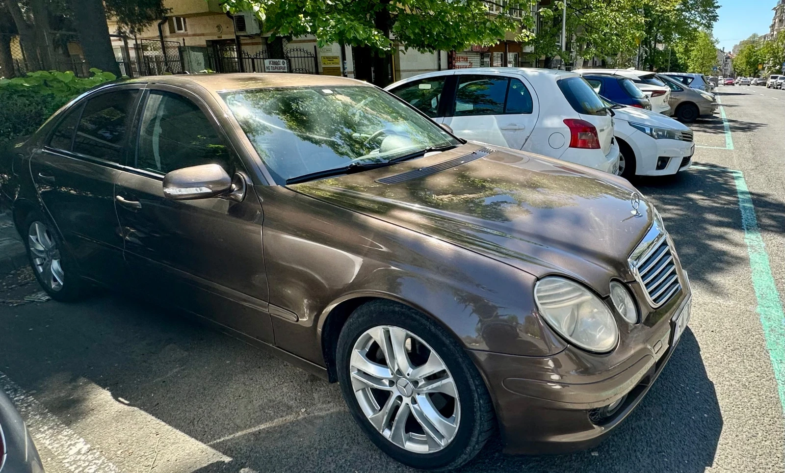 Mercedes-Benz E 200, снимка 7 - Автомобили и джипове - 56726969