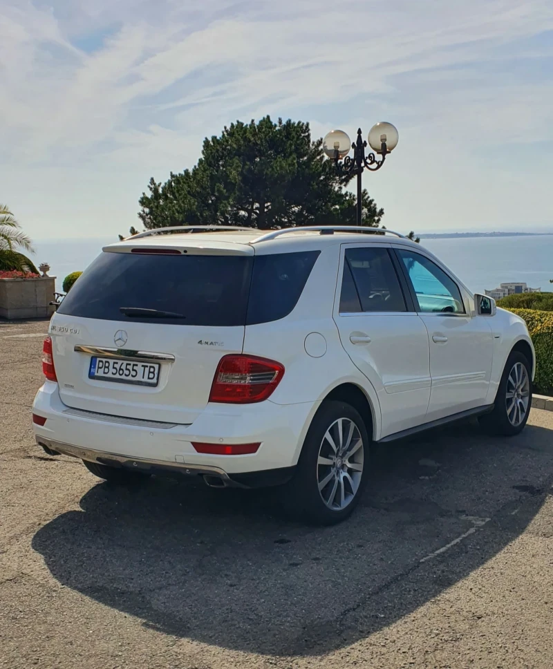 Mercedes-Benz ML 350, снимка 13 - Автомобили и джипове - 47271081