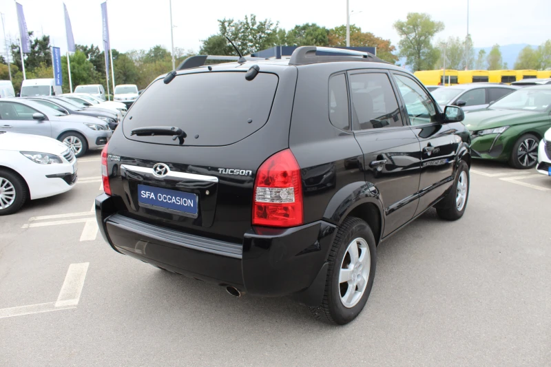 Hyundai Tucson  2.0 / 141hp / BVM5, снимка 4 - Автомобили и джипове - 47299826