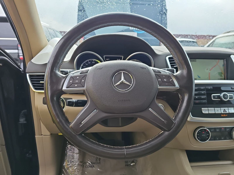 Mercedes-Benz GL 450 4MATIC* AMG* LANE ASSIST* HARMAN* М.ТОЧКА* , снимка 7 - Автомобили и джипове - 47933077