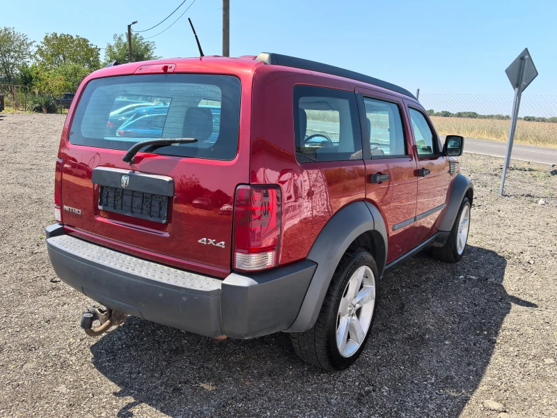 Dodge Nitro 3.7i/ГАЗ, снимка 5 - Автомобили и джипове - 49095947