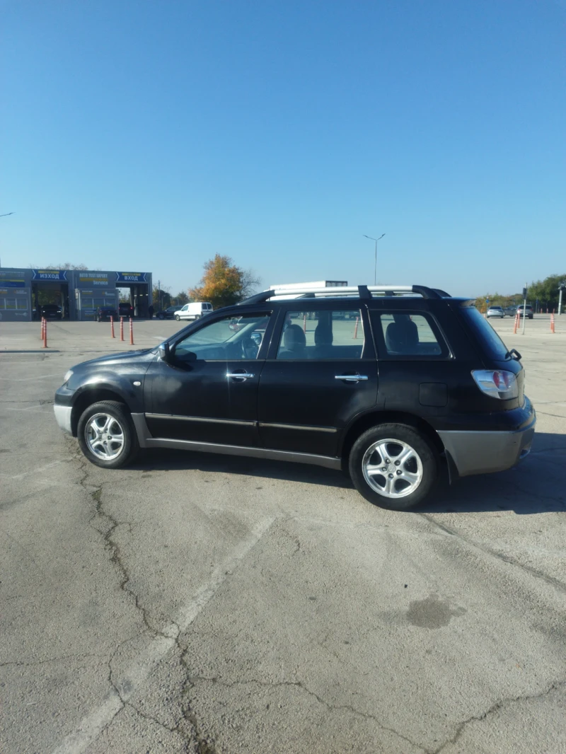 Mitsubishi Outlander, снимка 6 - Автомобили и джипове - 52475979