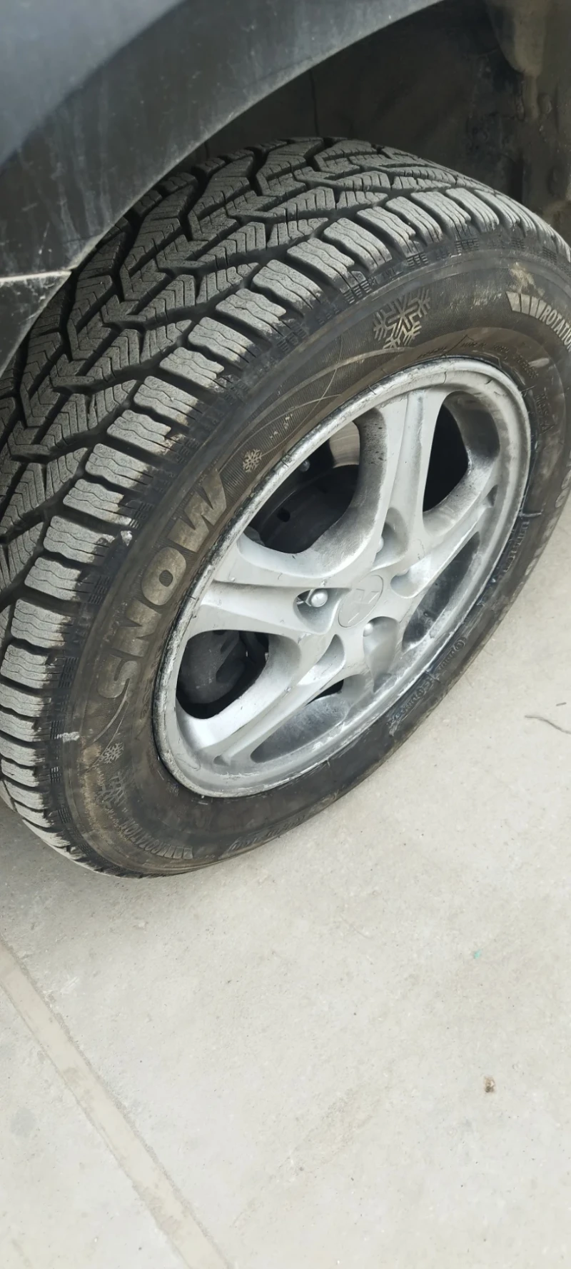 Mitsubishi Outlander, снимка 8 - Автомобили и джипове - 52475979