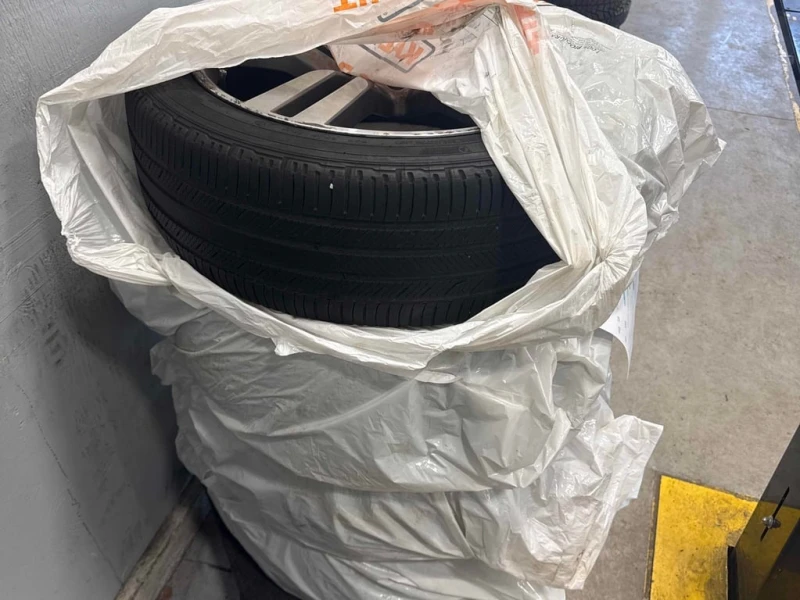 Mercedes-Benz GLK * 350 * CARFAX * ЦЕНА ДО БГ, снимка 11 - Автомобили и джипове - 52893434