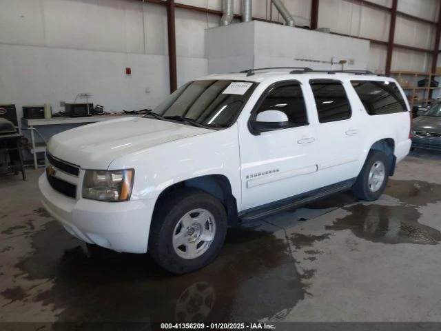 Chevrolet Suburban 1500 LT2, снимка 2 - Автомобили и джипове - 49081286