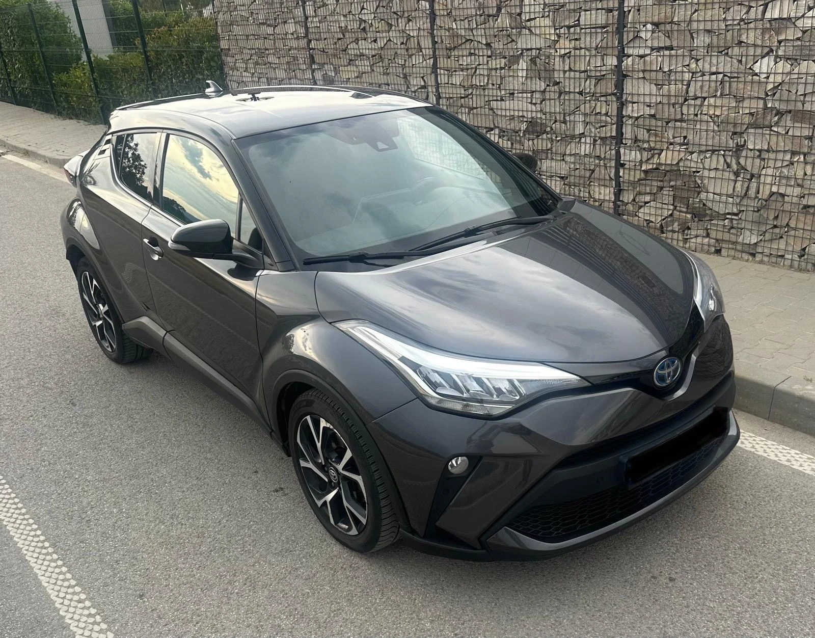 Toyota C-HR * ГАРАНЦИЯ*  - изображение 3