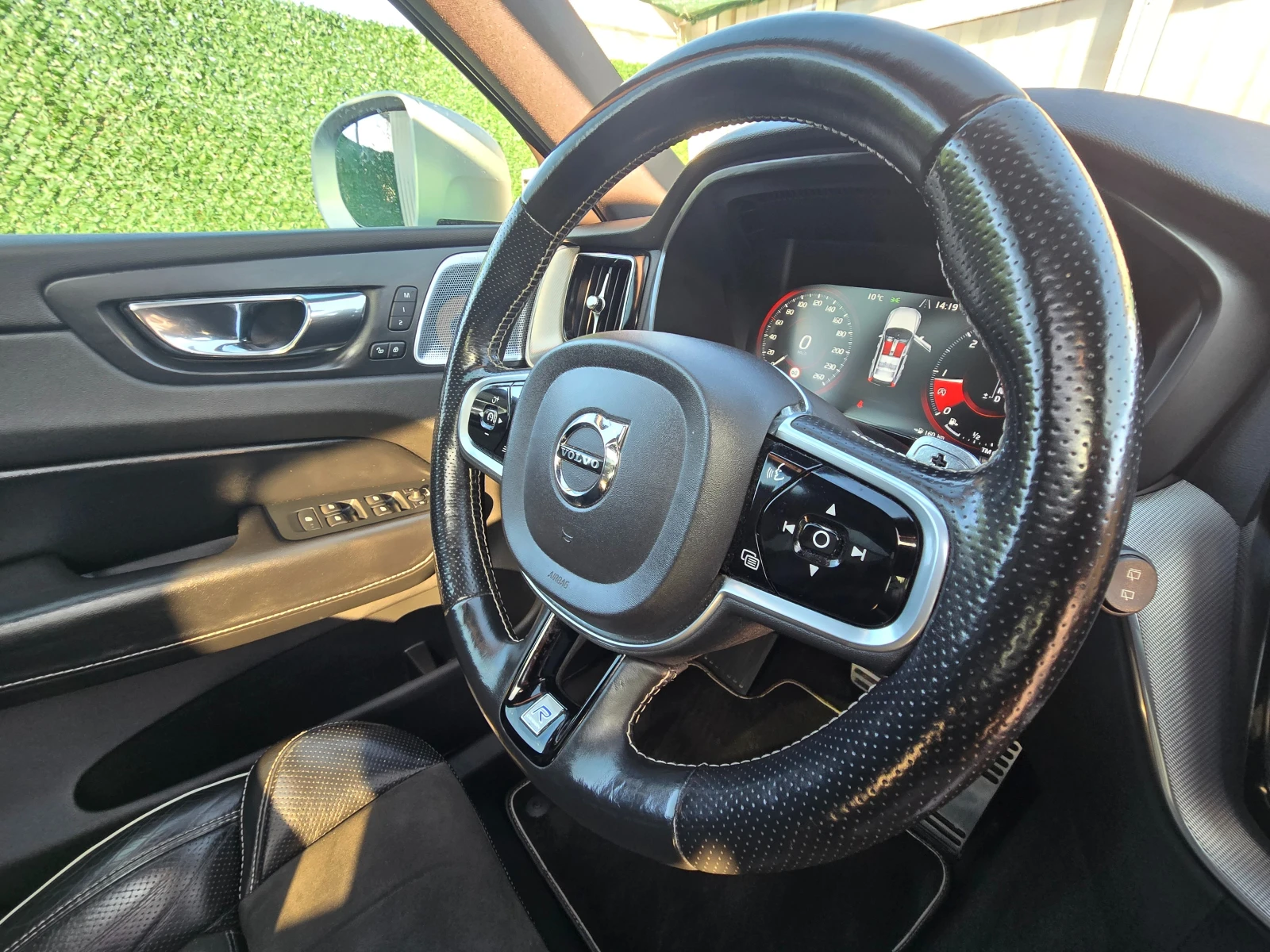 Volvo XC60 R DESIGN * 4X4* FACELIFT  | Mobile.bg � ����������� 16