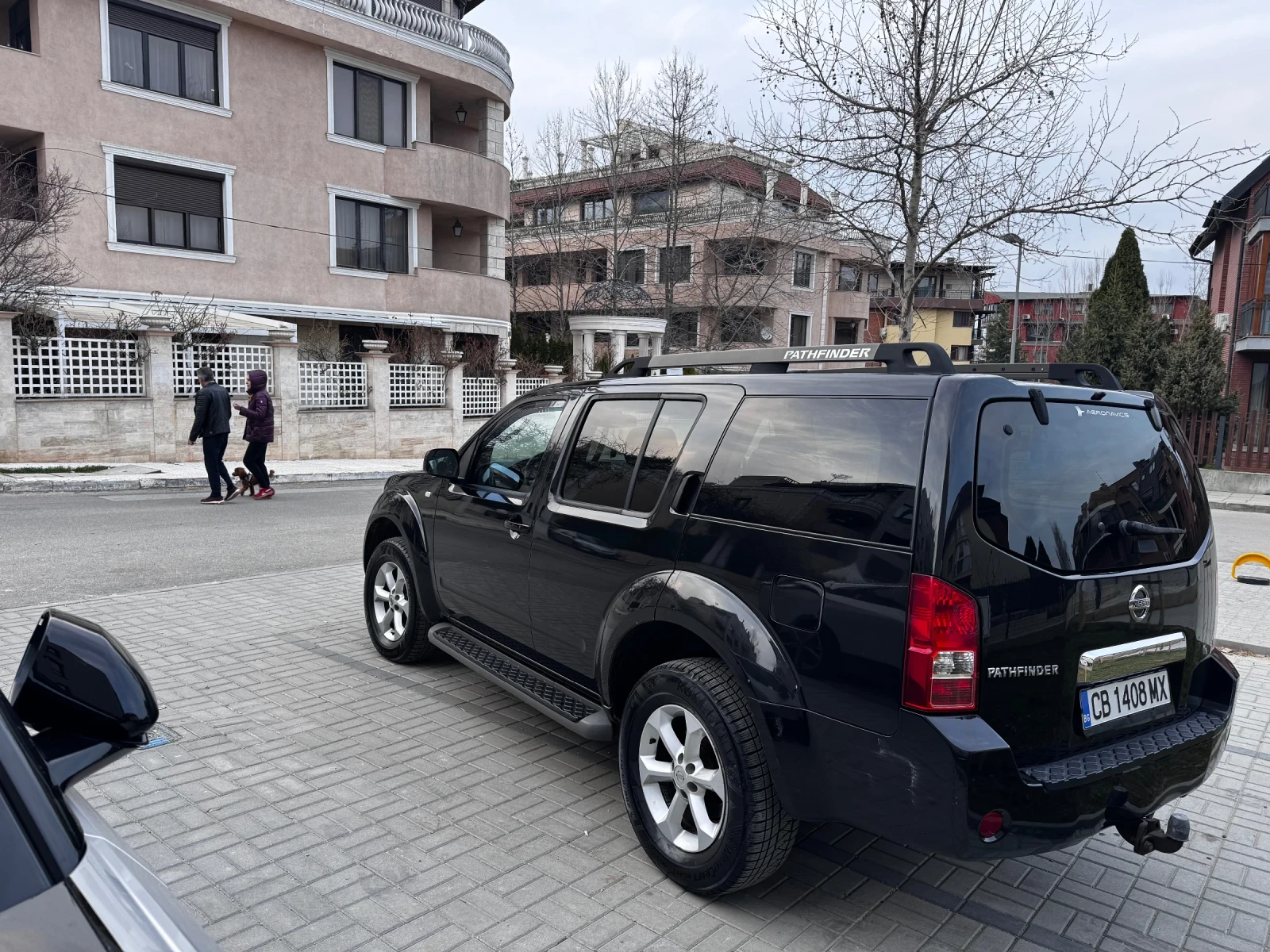 Nissan Pathfinder 2.5D 7 МЕСТА АВТОМАТИК, снимка 5 - Автомобили и джипове - 53878814