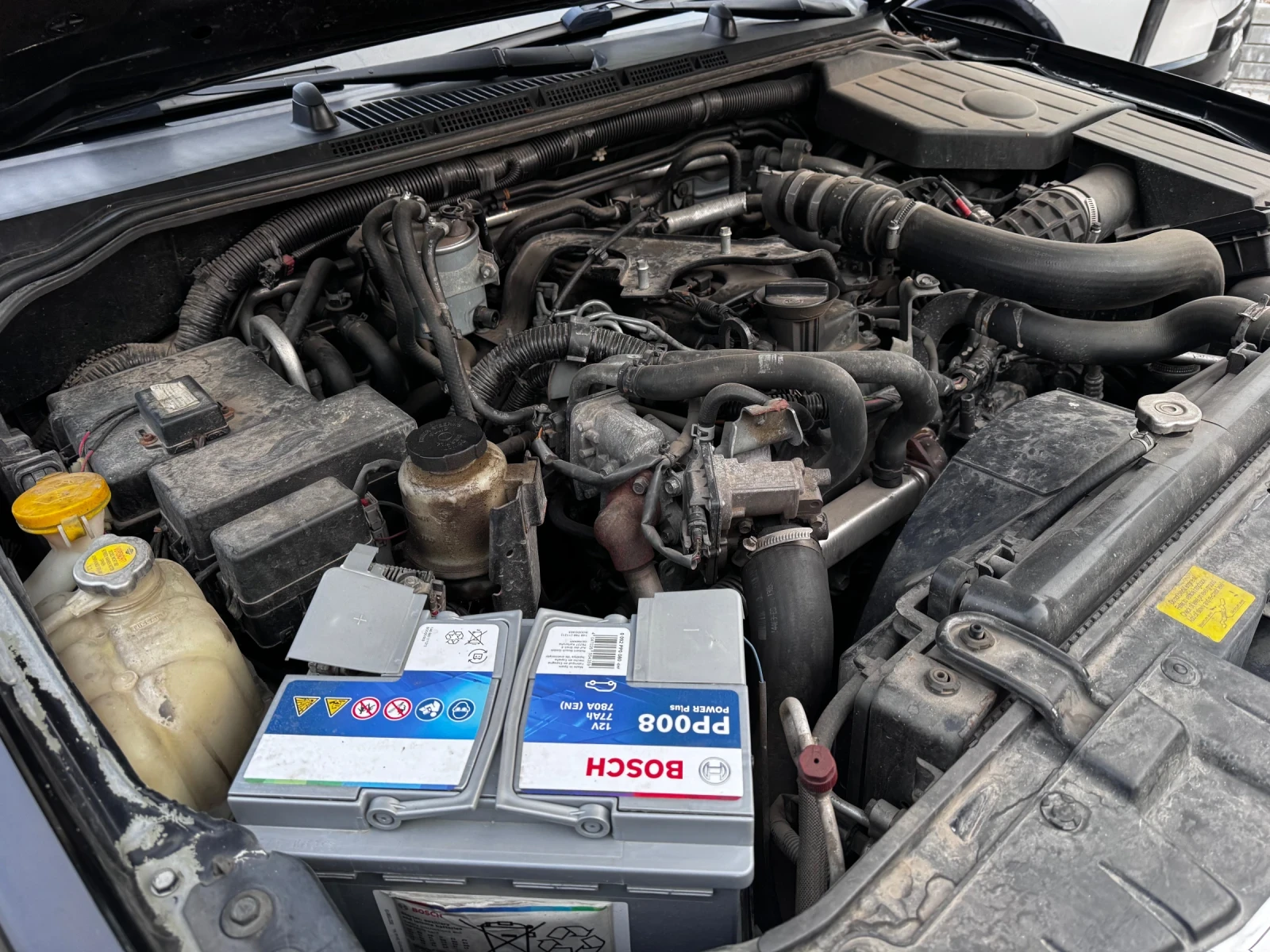 Nissan Pathfinder 2.5D 7 МЕСТА АВТОМАТИК, снимка 17 - Автомобили и джипове - 53878814