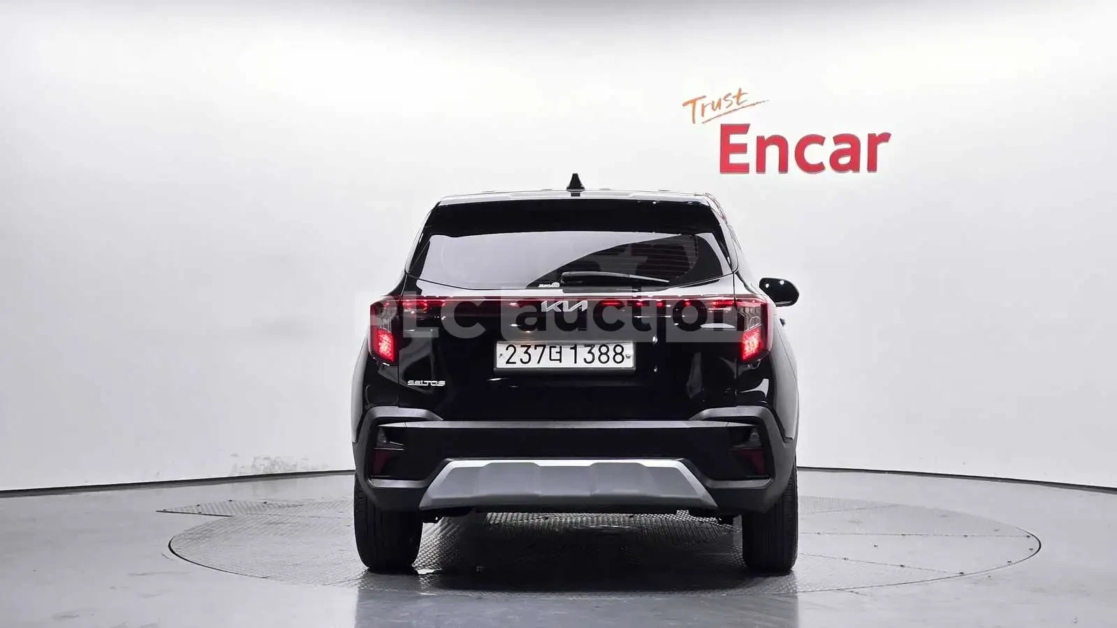 Kia Seltos, снимка 4 - Автомобили и джипове - 54207068