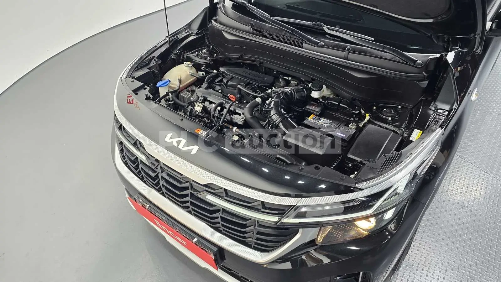 Kia Seltos, снимка 6 - Автомобили и джипове - 54207068