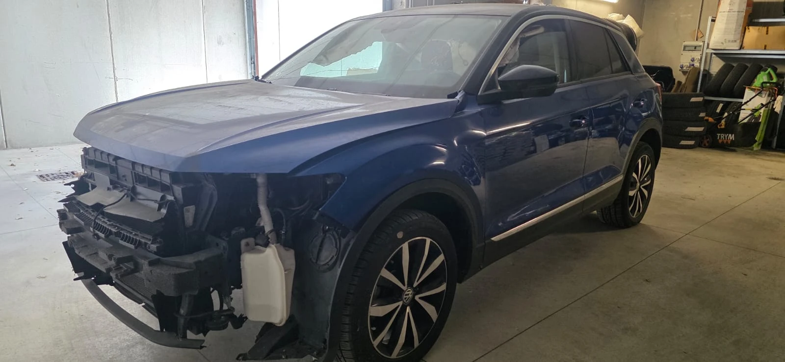VW T-Roc 1.6 TDI 116 DIGITAL FU LL LED CARPLPLAY , снимка 2 - Автомобили и джипове - 55146536