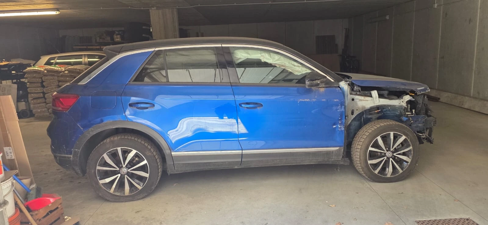VW T-Roc 1.6 TDI 116 DIGITAL FU LL LED CARPLPLAY , снимка 4 - Автомобили и джипове - 55146536