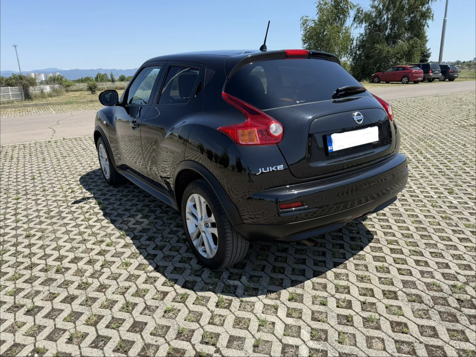 Nissan Juke 1.6I, 117кс, нов внос, автоматик, снимка 5 - Автомобили и джипове - 55484256