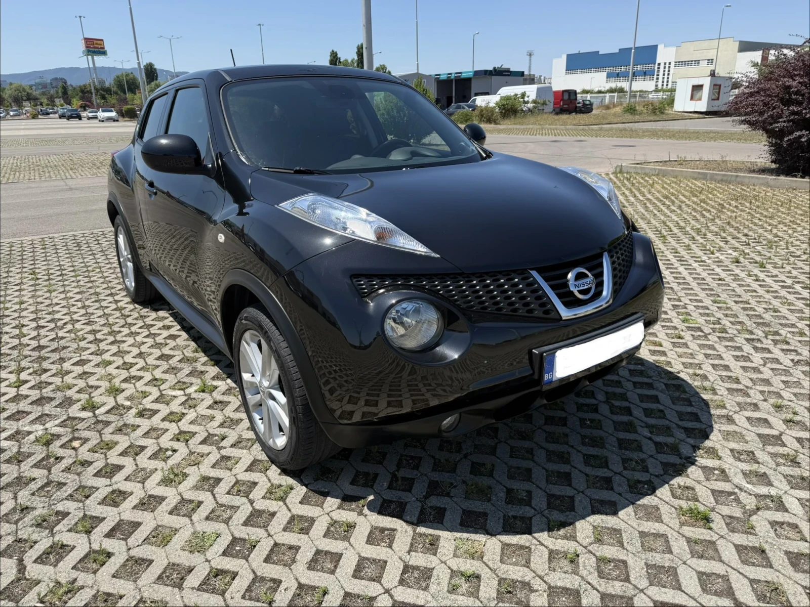 Nissan Juke 1.6I, 117кс, нов внос, автоматик, снимка 3 - Автомобили и джипове - 55484256
