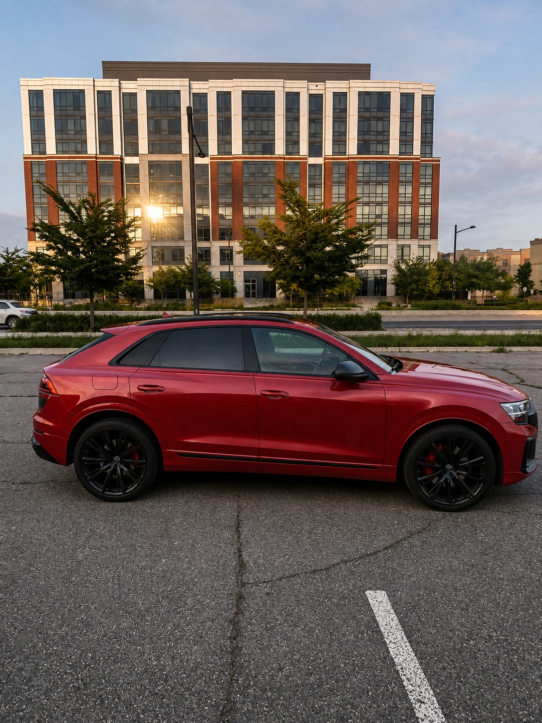 Audi SQ8 V8 / EXCLUSIVE / АВТОКРЕДИТ, снимка 3 - Автомобили и джипове - 55976349