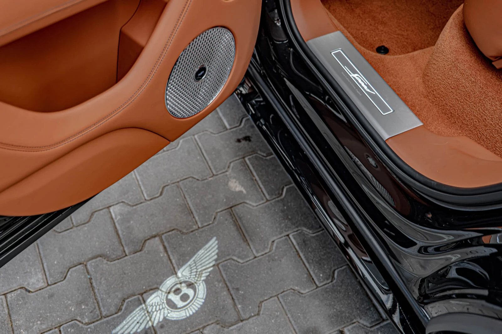 Bentley Bentayga V8 Speed/NAIM/������/��������/RSE/HuD/������ 360/ | Mobile.bg � ����������� 9